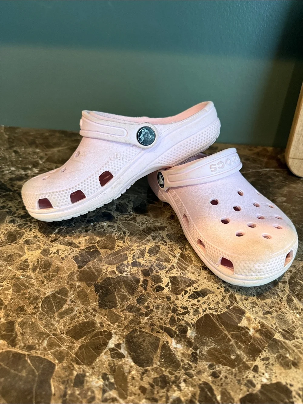 CROCS Kids Light Pink Classic Clog